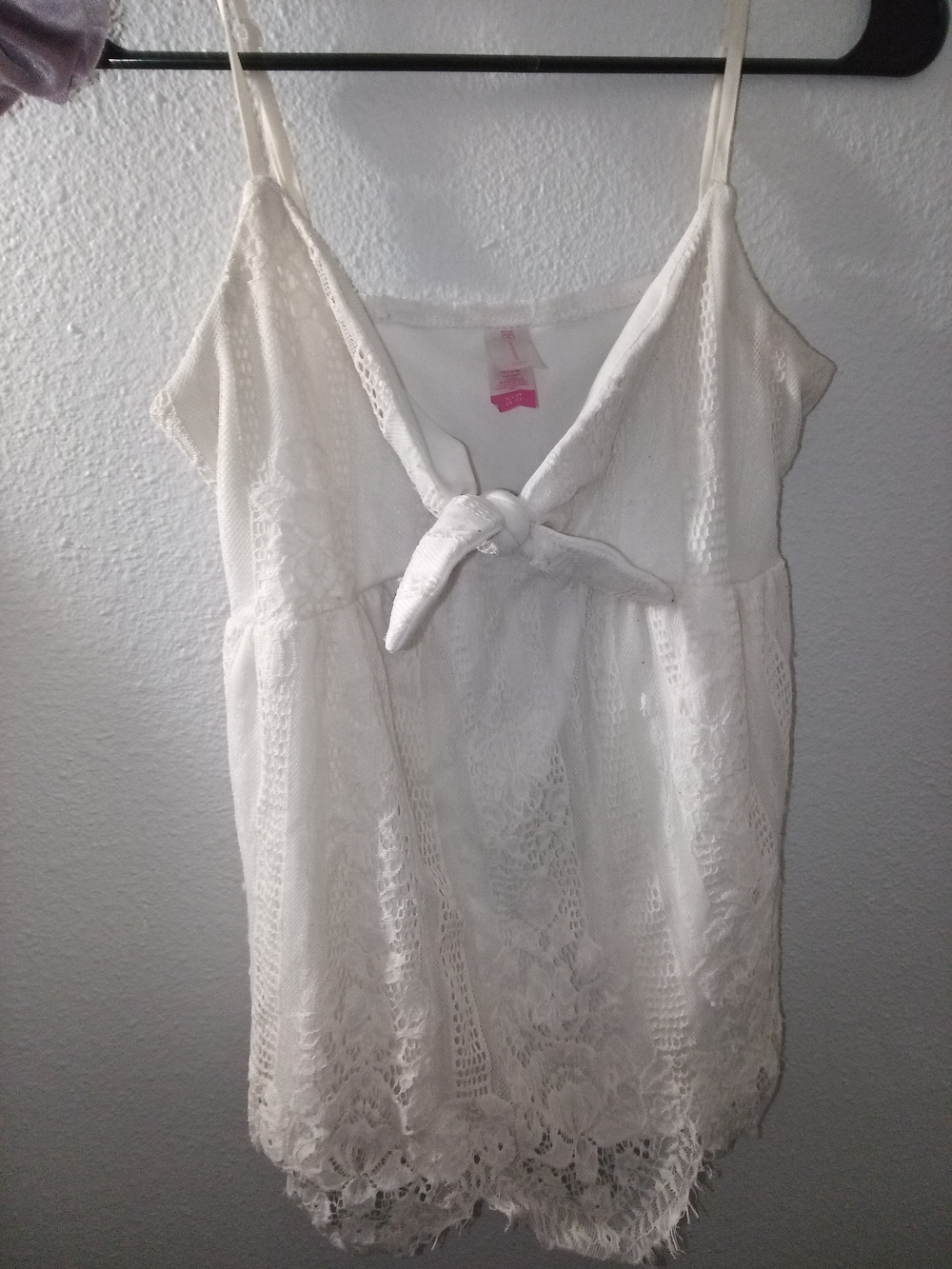 NOBO White Lace Tie-Front Camisole